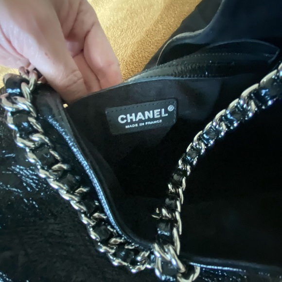 Chanel Black glazed calf Leather Women's shoulder Bag - Picture 7 of 11